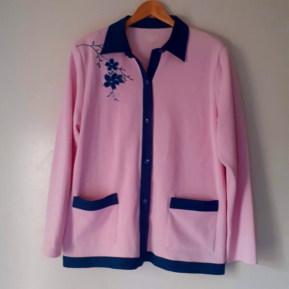 Pink Sweater with pockets contrast embroidery Y2K